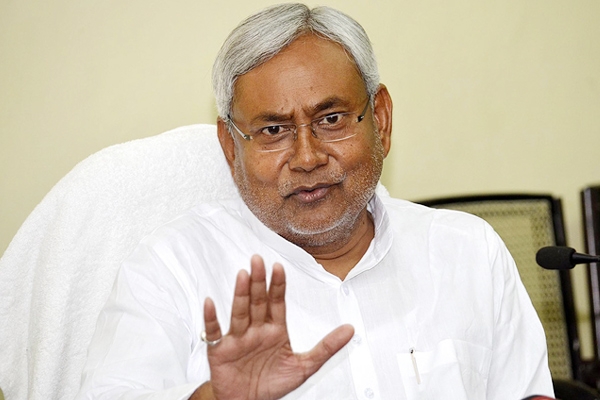 Nitish says, no Vedanta in politics
