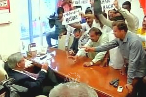 Shiv Sena protests lead to re-scheduling of BCCI-PCB meeting to Tuesday},{Shiv Sena protests lead to re-scheduling of BCCI-PCB meeting to Tuesday