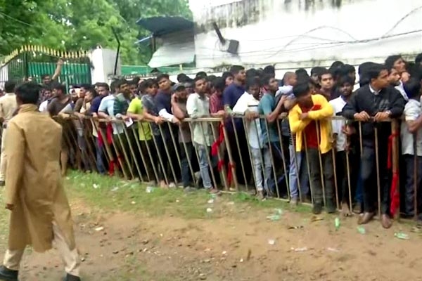 Stampede At Gymkhana Ground In Hyderabad Injures Four