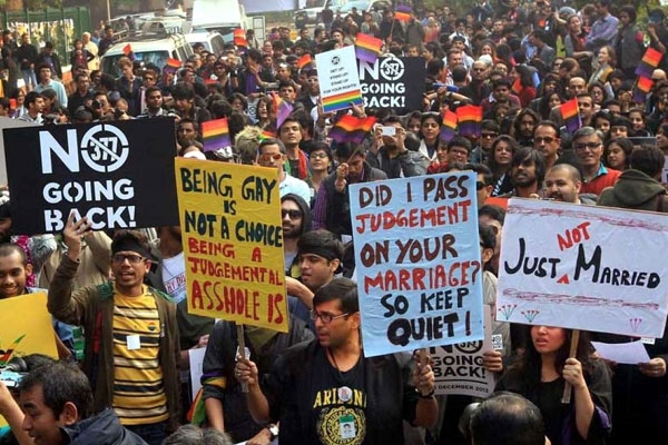 Supreme Court rejects Congress plea on status quo},{Supreme Court rejects Congress plea on status quo