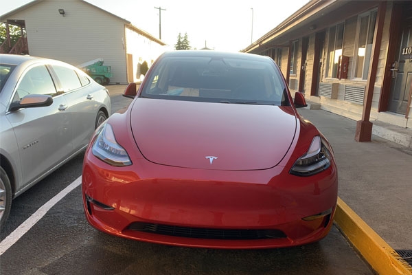 Tesla expanding and sets new goals for 2021