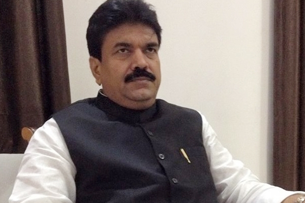 Jungle Raj returns to Bihar – BJP vice-president shot dead},{Jungle Raj returns to Bihar – BJP vice-president shot dead
