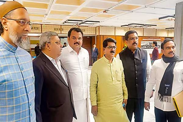 Waqf Amendment Bill Cleared By Joint Parliamentary Committee