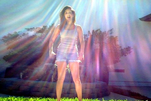 Sunny Leone completes ALS Ice Bucket Challenge},{Sunny Leone completes ALS Ice Bucket Challenge