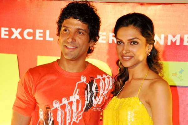 Deepika Padukone, Farhan Akhtar teams up again},{Deepika Padukone, Farhan Akhtar teams up again