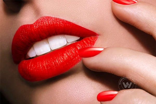 How to wear red lipstick},{How to wear red lipstick