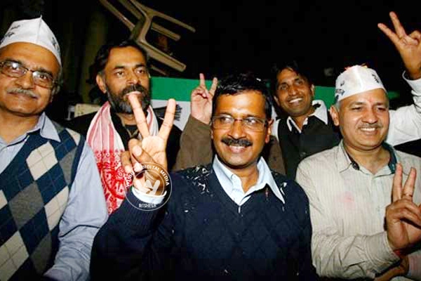 Kejriwal may resign today over Jan Lokpal bill},{Kejriwal may resign today over Jan Lokpal bill