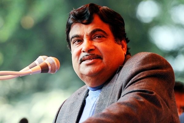 Nitin Gadkari in race for CM's post in Maharashtra?},{Nitin Gadkari in race for CM's post in Maharashtra?