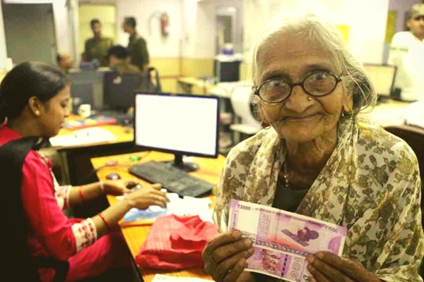 Supreme Court Instructs Centre, States to Provide Timely pension to Senior Citizens