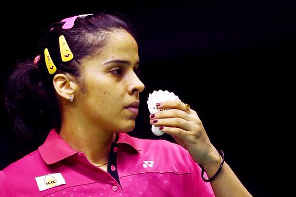 Saina Nehwal sails, others sinks},{Saina Nehwal sails, others sinks