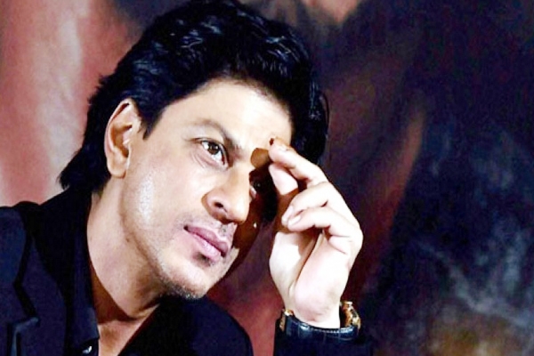 SRK will not comments on politics, religious matters